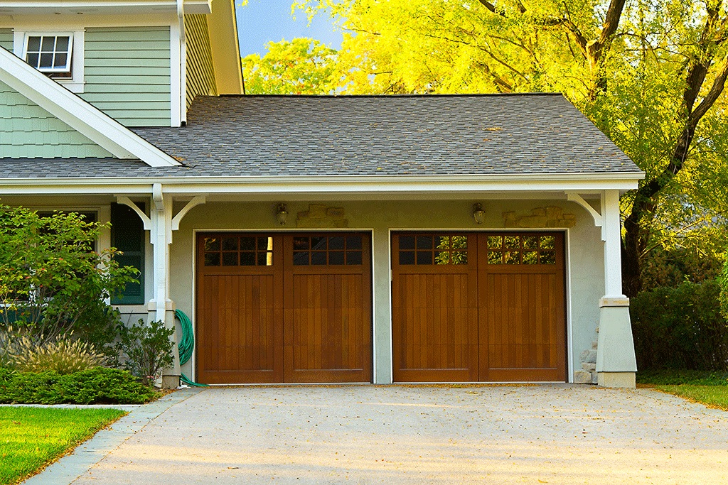 why a wooden garage door is the perfect choice